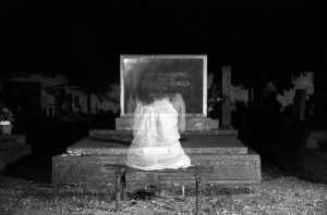 ghost, black and white, dark-1280683.jpg